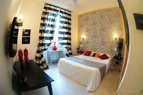 My Monti Place Rome 3*,